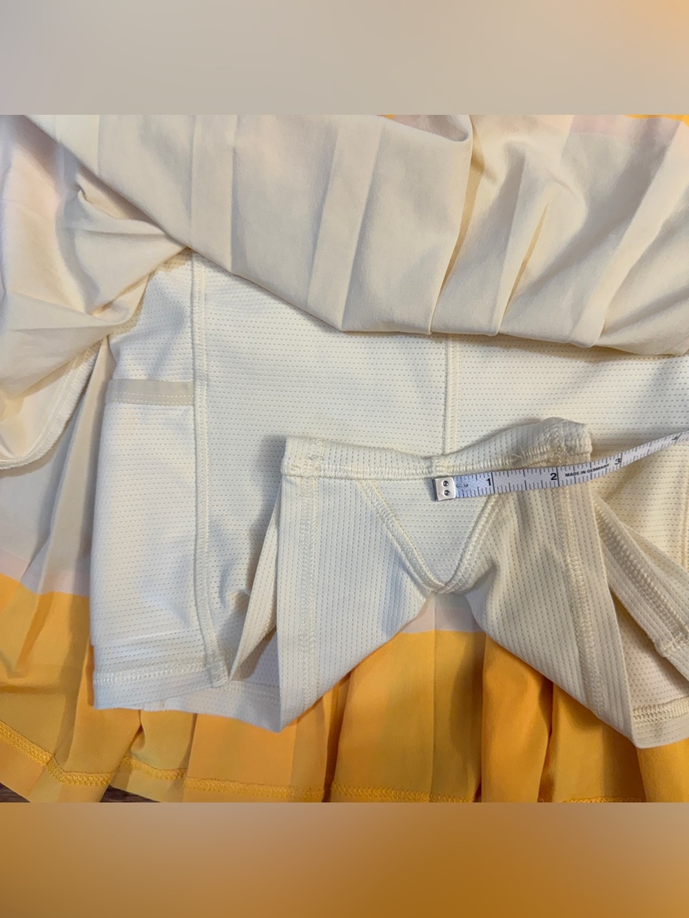 Athleta Girl Pleat Perfect Skort in Yellow/Golden - Girls Size M/8-10 - Picture 4 of 6